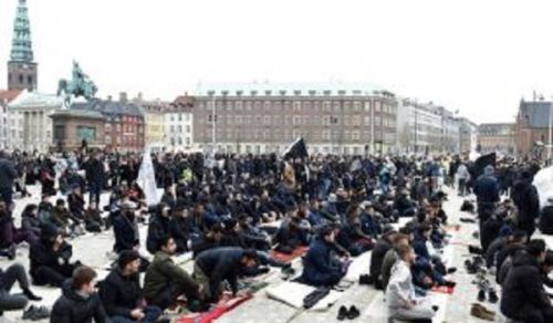 Regarding the Friday Prayer at Christiansborg Palace Square