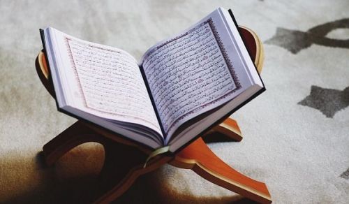 Swali kuhusu Visomo vya Mutawaatir vya Qur`an Tukufu