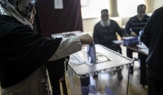 التصويت في انتخابات 7 حزيران حرام شرعا وهو خدمة لبقاء النظام العلماني