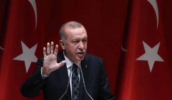 Erdogan zelebriert die Feierlichkeiten zum Todestag des Zerstörers des islamischen Staates Warum? Und wie können Muslime damit einverstanden sein?!