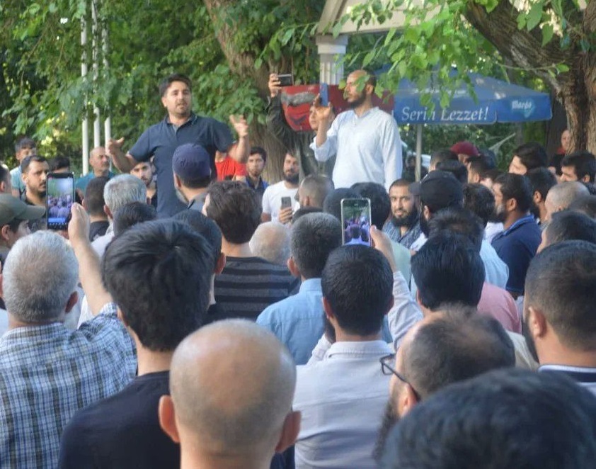 Click to enlarge image 2022_06_26_TR_ACTV_Gaziantep_Protest_Pics_1.jpg