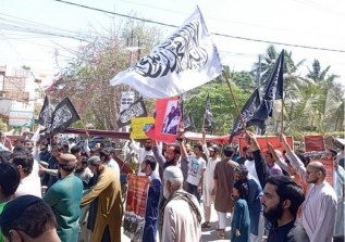 Pakistan Vilayeti: Kitlesel Gösteriler: 