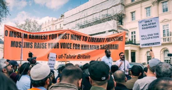 Britanya: Hilafet&#039;in yıkılışının yıldönümünde Türkiye Konsolosluğu önünde gösteri